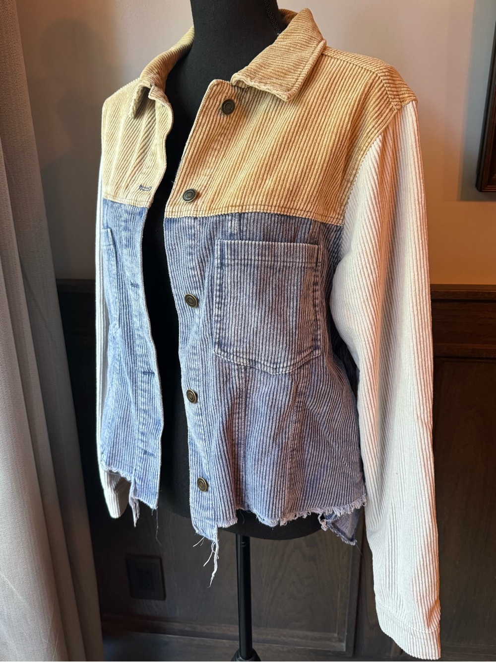 Oli & Hali Corduroy Colorblock Button-Front Jacket - Blue/Tan small - Picture 5 of 7